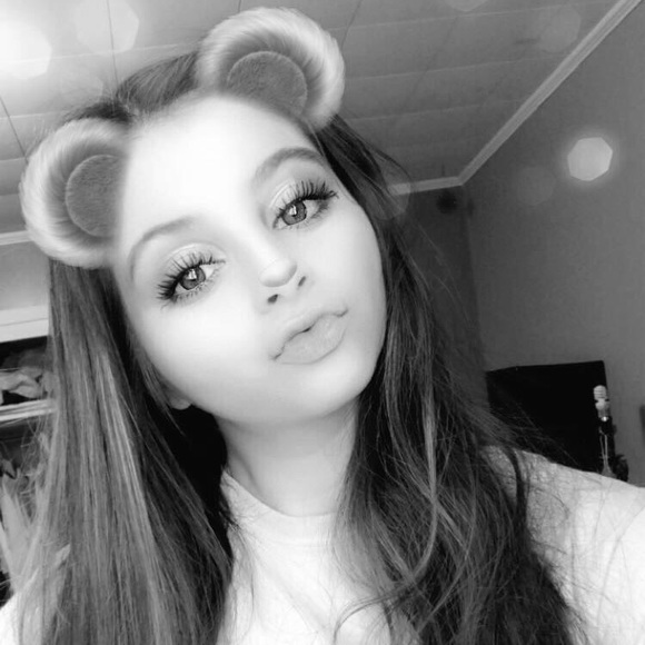 Meet your Posher, Raegan - Picture 2 of 3